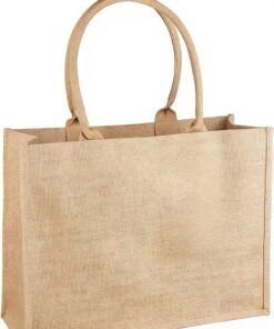 Eco-Friendly Beach Totes: What Makes a Tote Sustainable?
